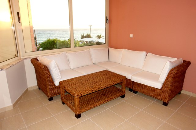 Hotel V-Del Mar lobi.jpg