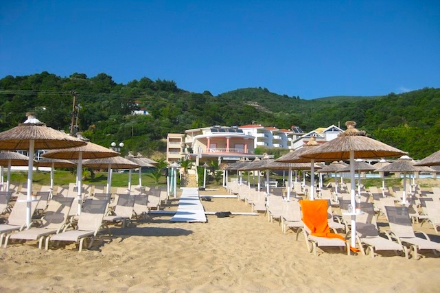 Hotel V-Del Mar plaza.jpg