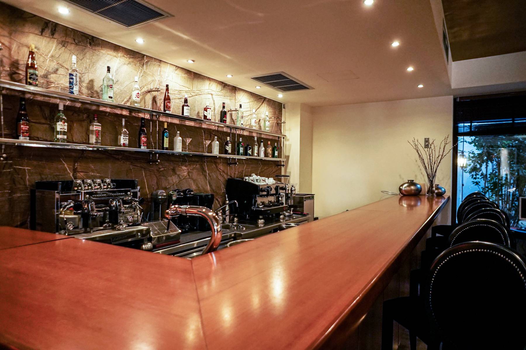 Hotel Valis Resort-Lobby bar.jpg