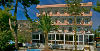 Hotel Tolon Holidays zgrada.jpg