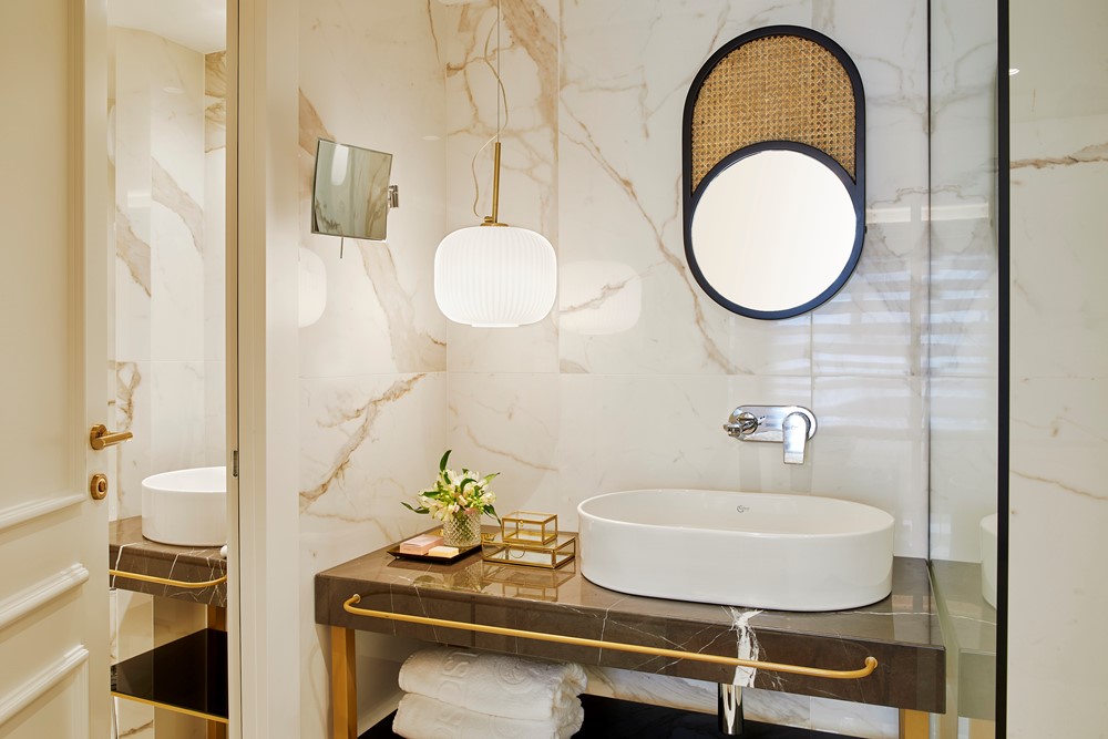The Excelsior penthouse-suite kupatilo 1.jpg
