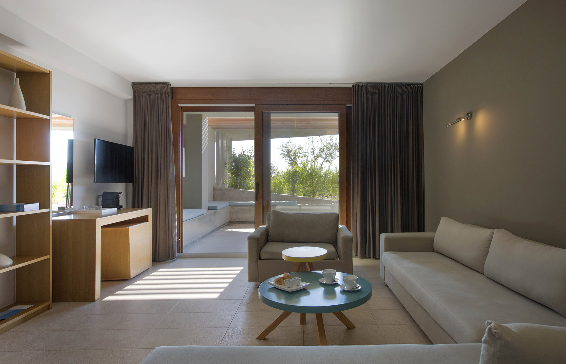 Thalatta Sea Side family suite.jpg