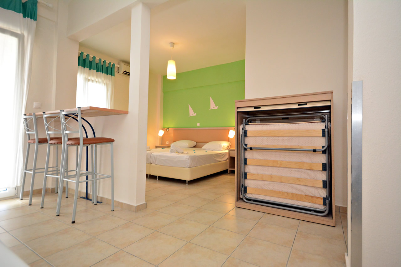 Thalassenia studio 6.jpg