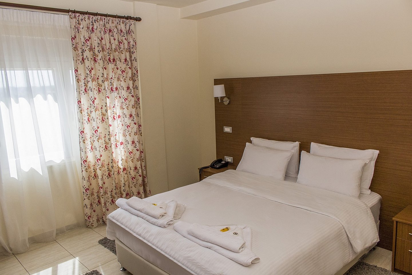 Thalassa Aparthotel deluxe family room dbl bed.jpg