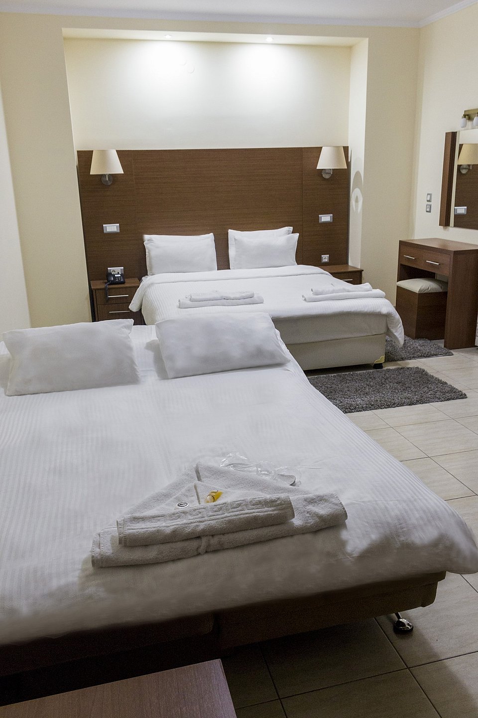 Thalassa Aparthotel family room 1.jpg
