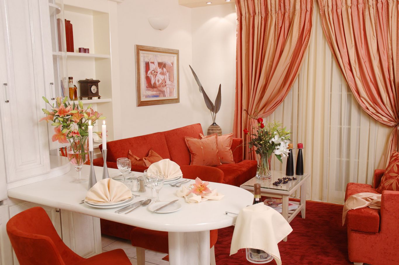 Hotel Strass deluxe suite dnevna 1.jpg
