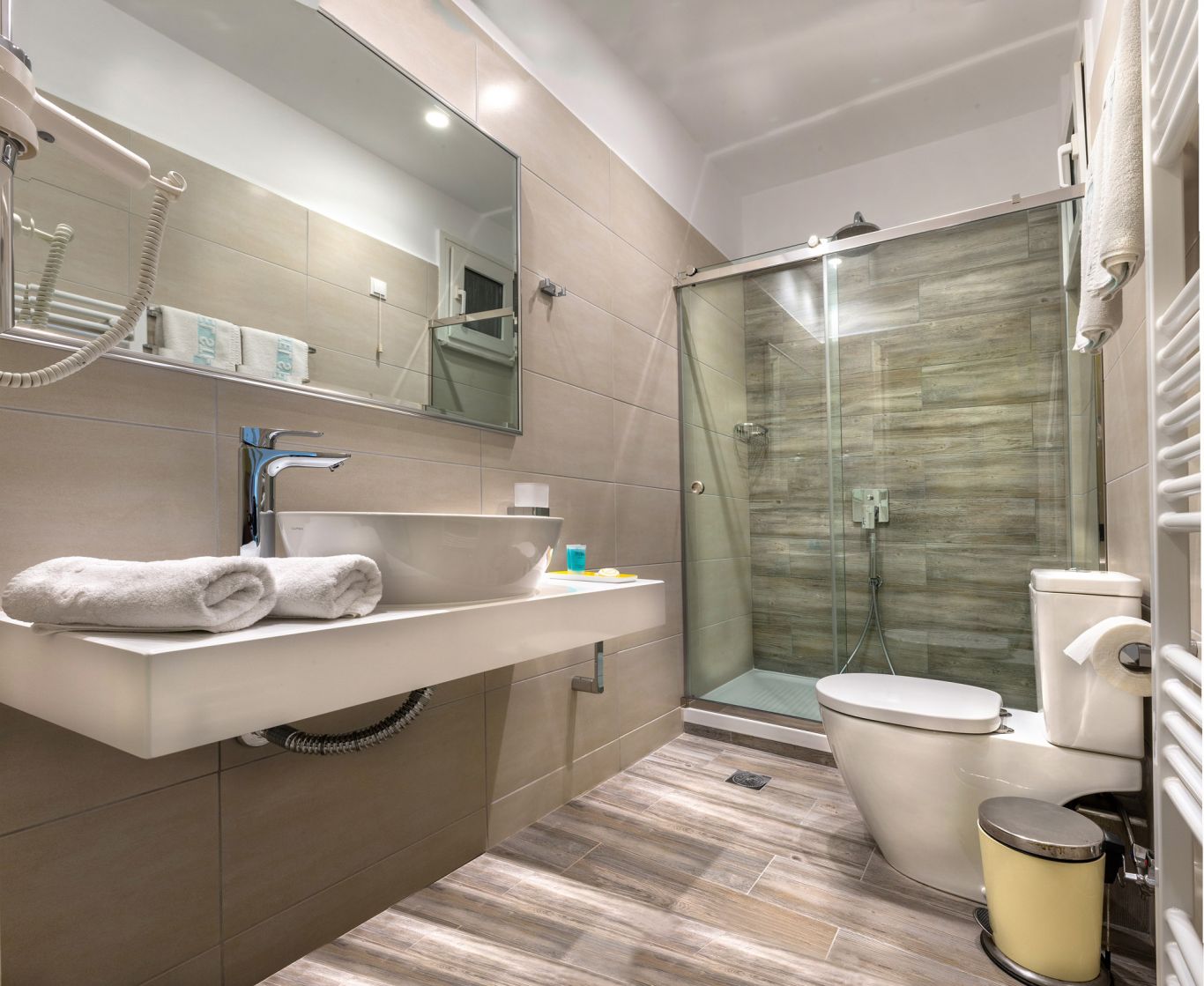 Hotel Strass superior soba kupatilo.jpg
