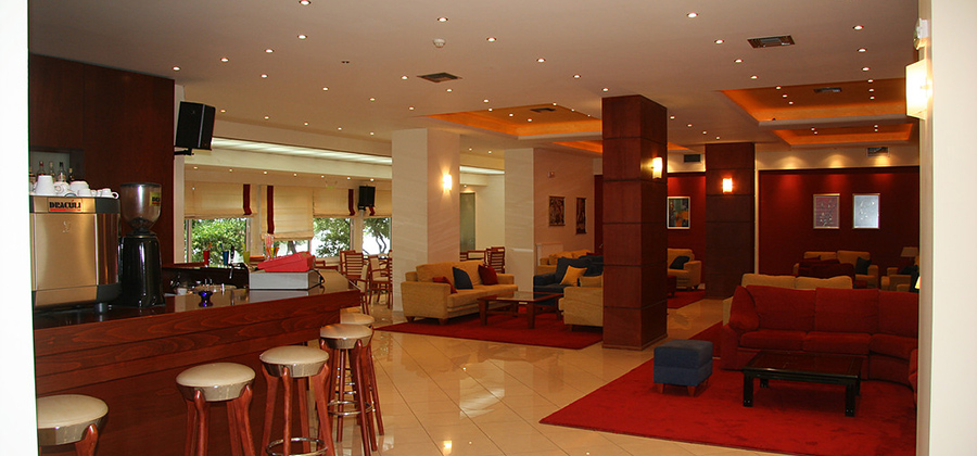 Hotel Stefania bar.jpg