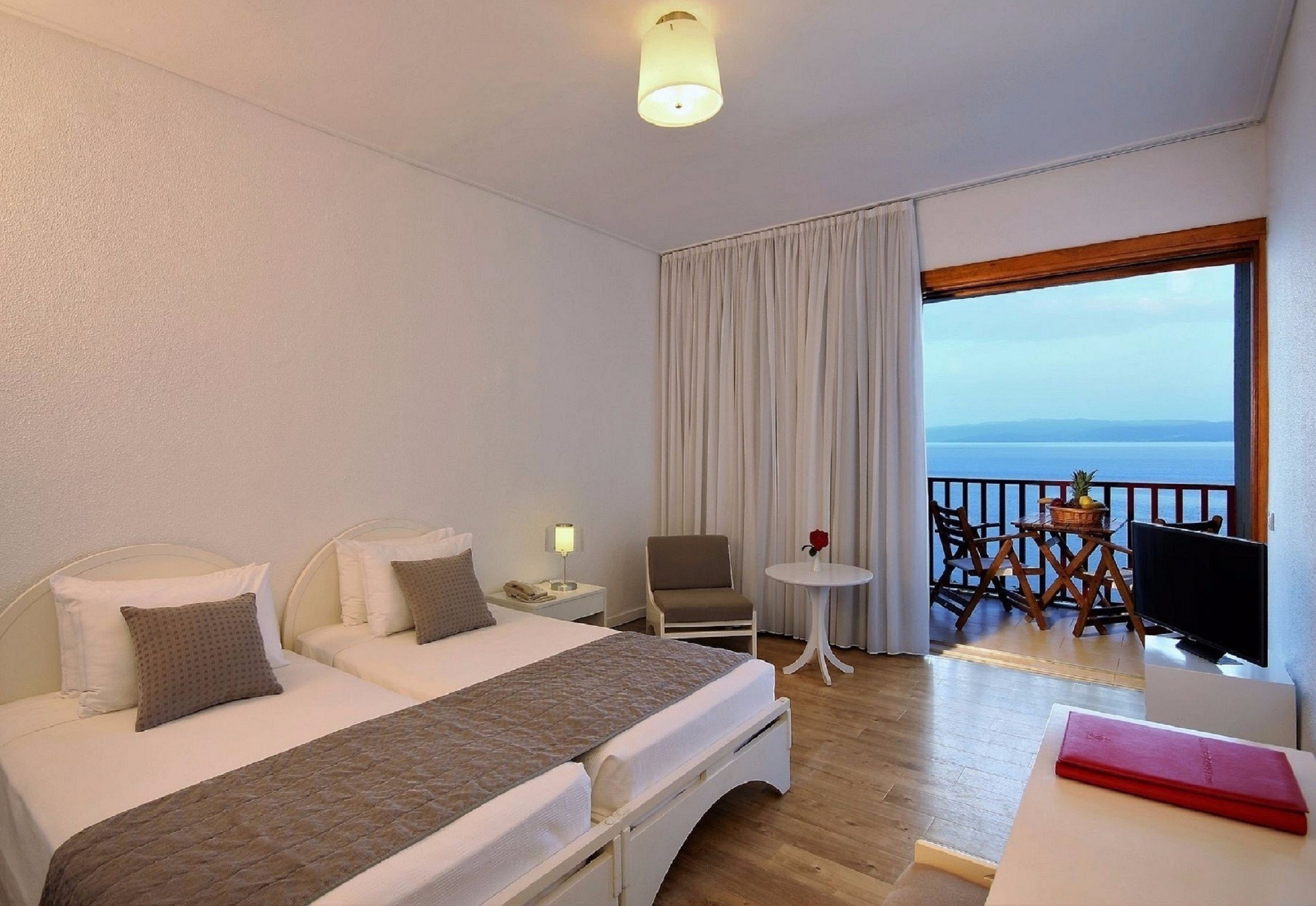 Hotel Skiathos Palace modern sea view room.jpeg