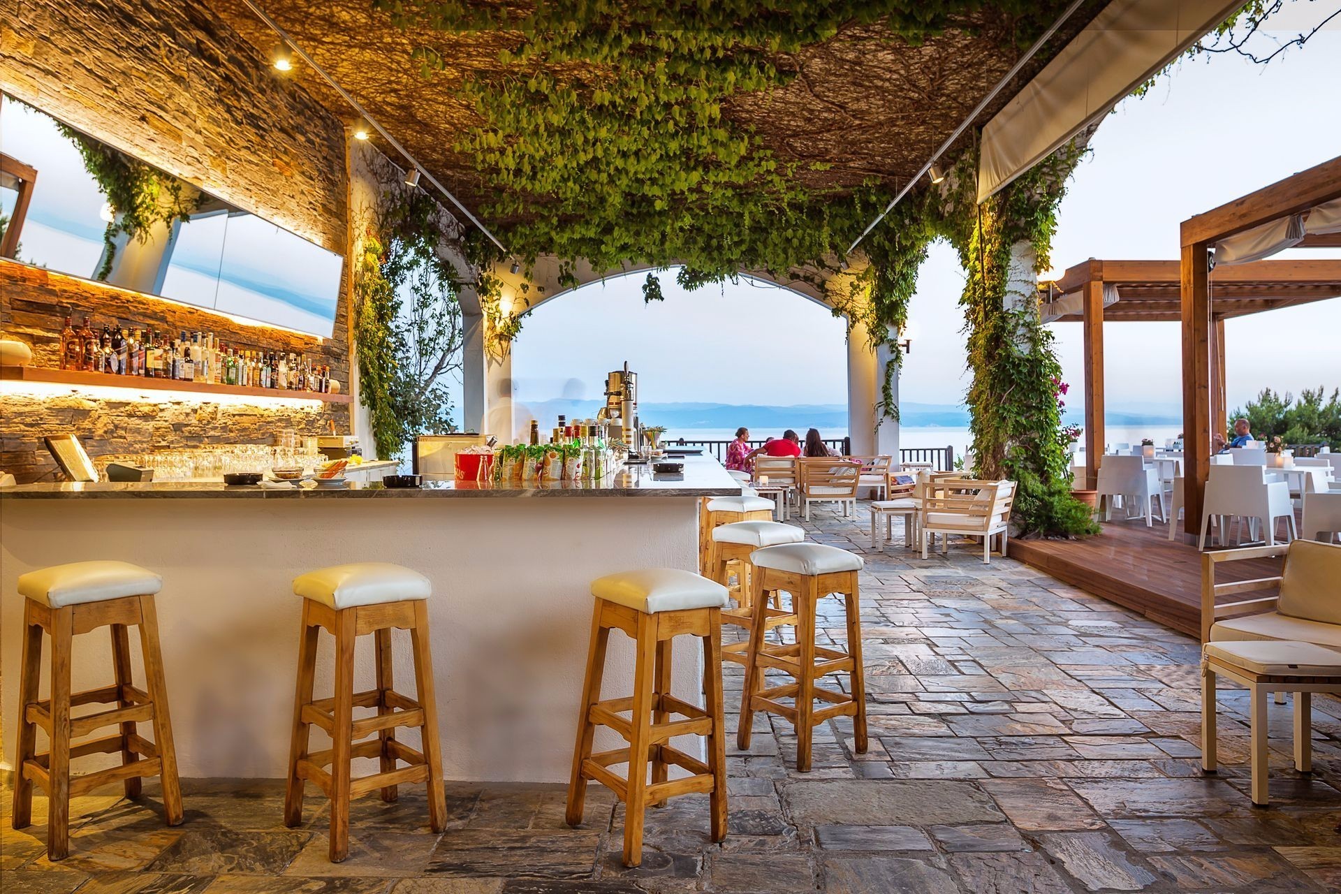 Hotel Skiathos Palace pool bar 3.jpeg
