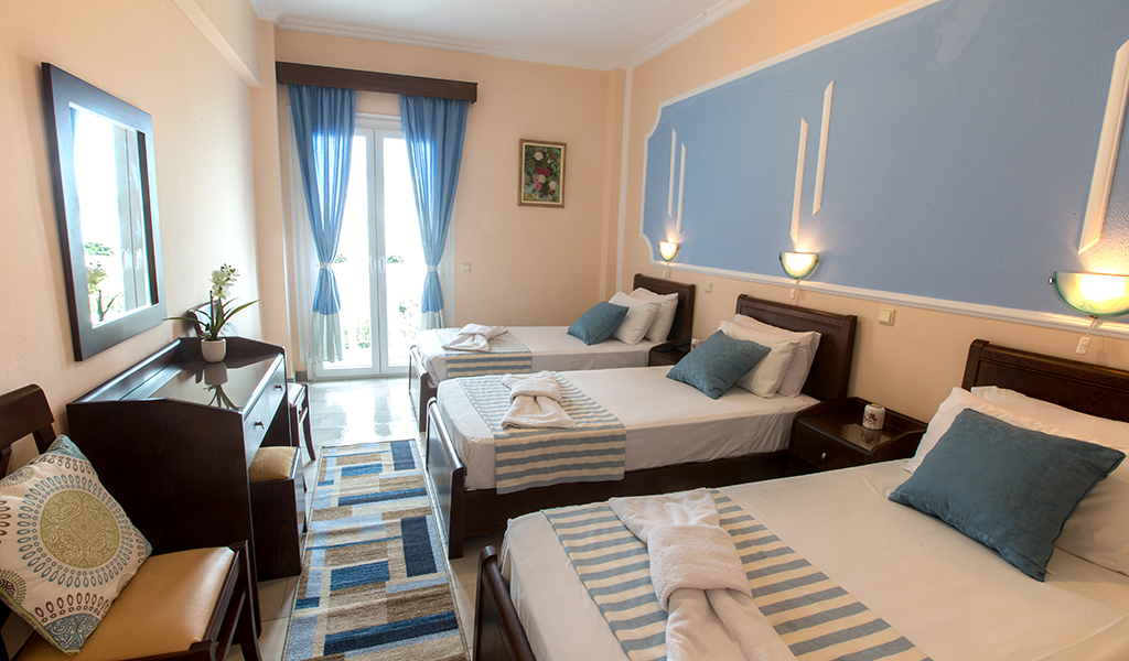 Hotel Sirene Beach triple soba 3.jpg