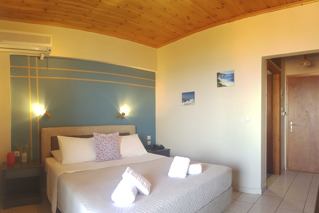 Hotel Semiramis std soba 3.jpg