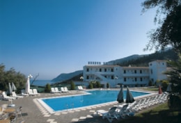 Hotel Santa Marina bazen 2.jpg