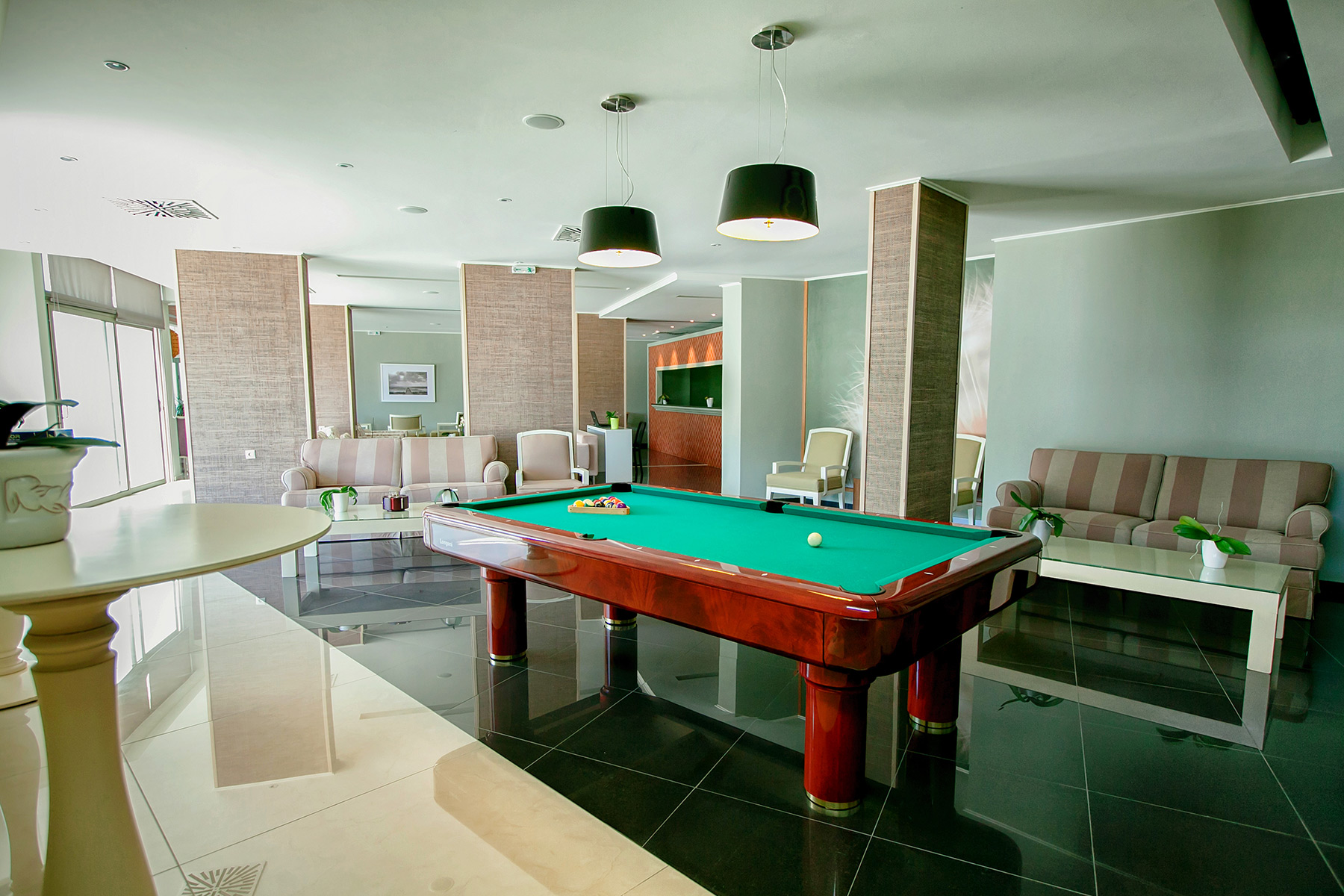 Hotel San Nicolas bilijar.jpg