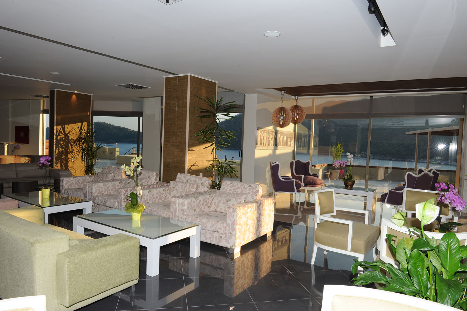 Hotel San Nicolas lobi 1.jpg