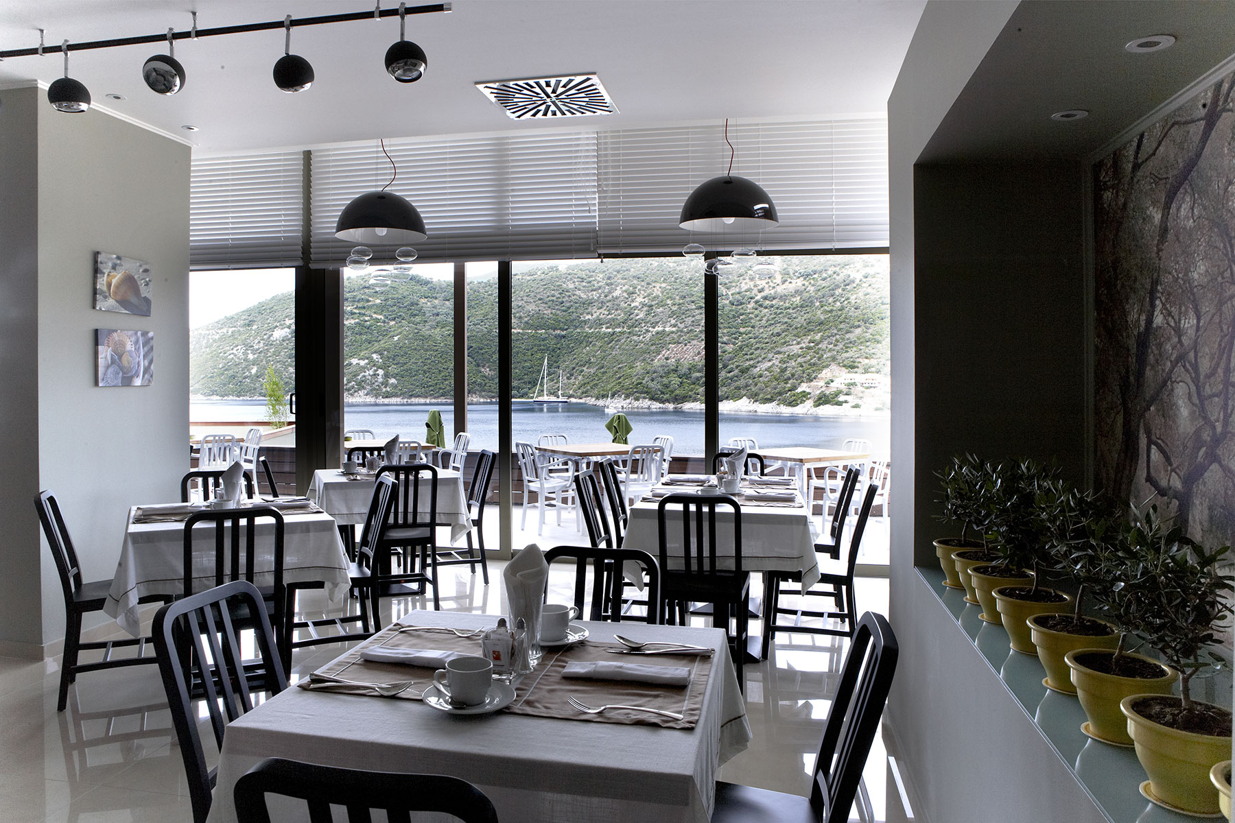 Hotel San Nicolas restoran 1.jpg