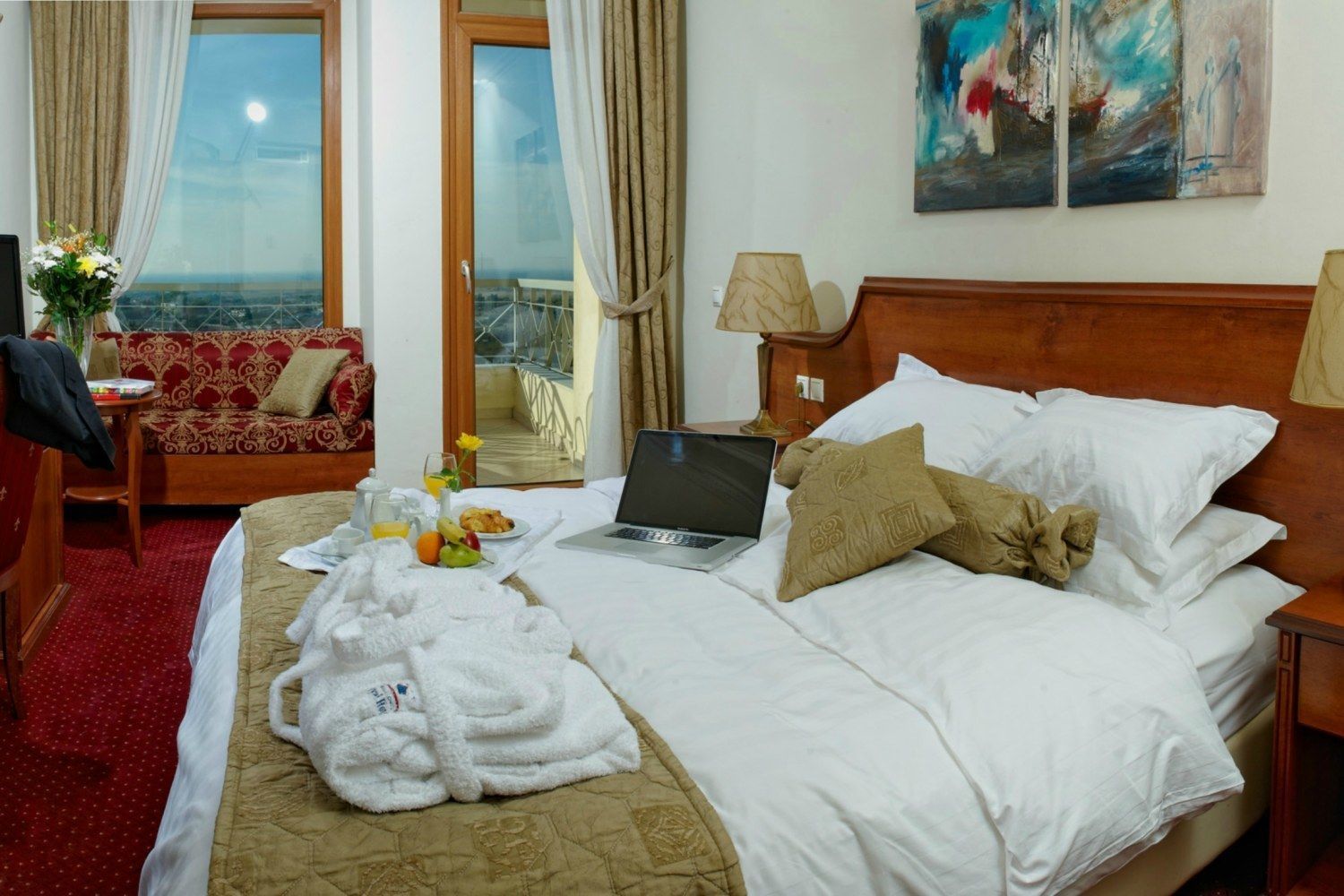 Hotel Royal suite.jpg