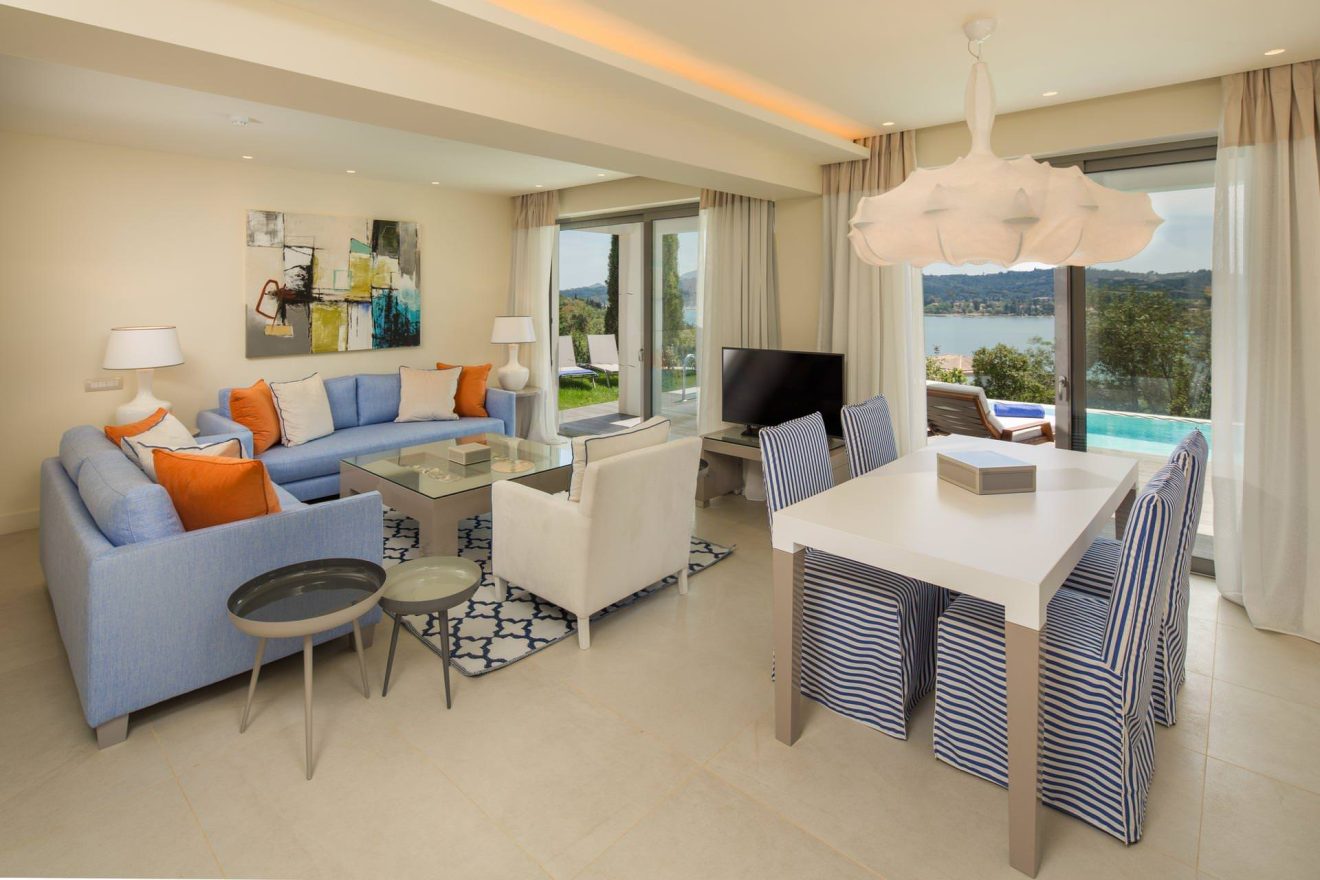 Rodostamo Hotel & Spa-Deluxe panorama vila privatni bazen.jpg