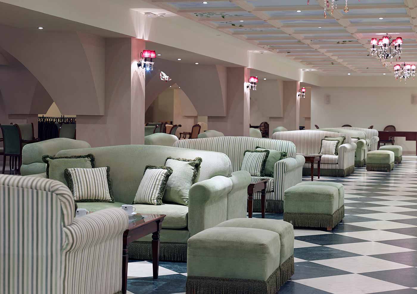 Hotel Roda Beach Resort lobi.jpg