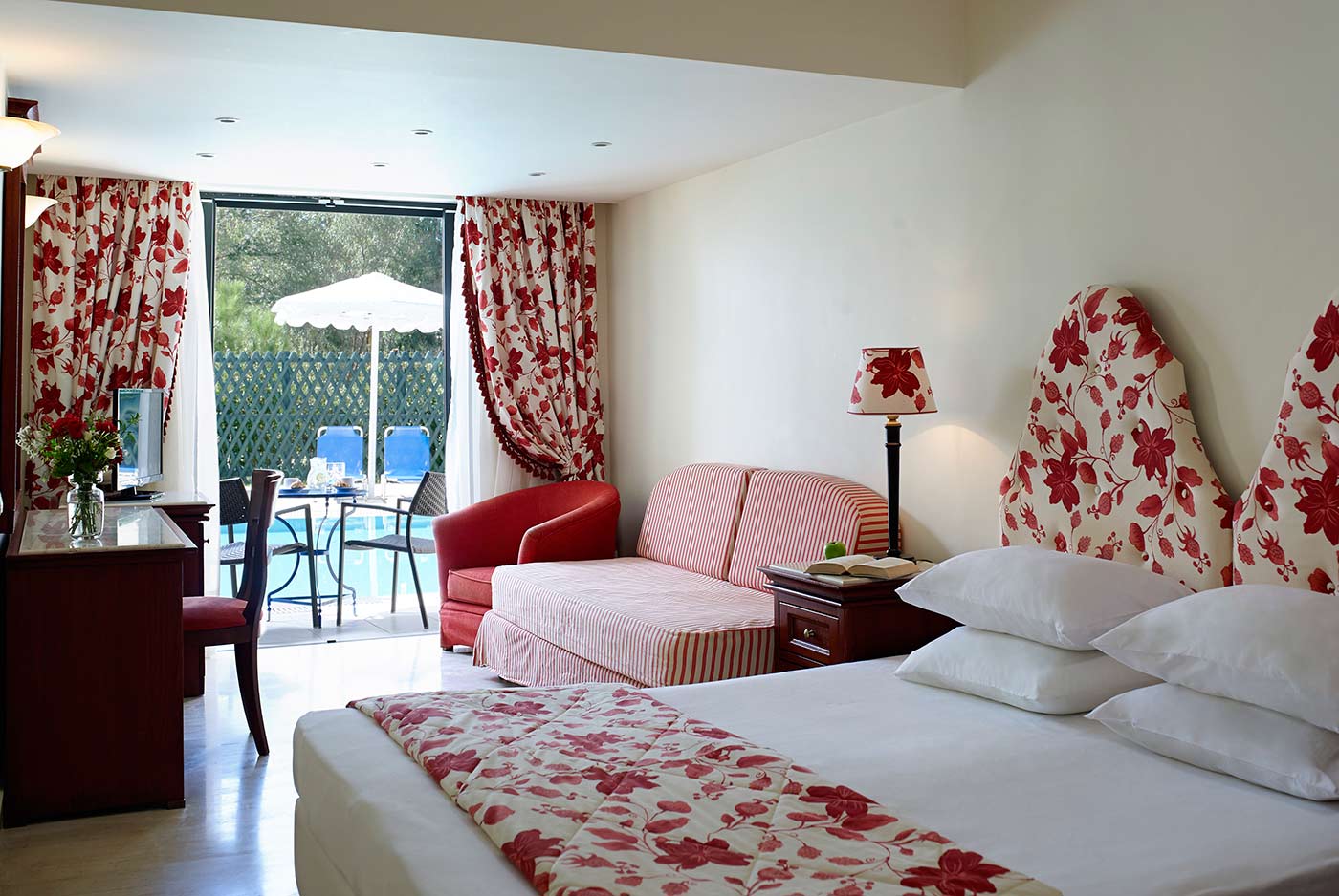 Hotel Roda Beach Resort porodicna soba.jpg
