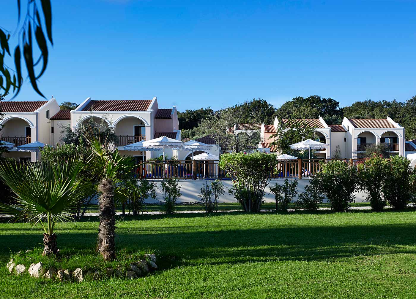 Hotel Roda Beach Resort zgrada.jpg