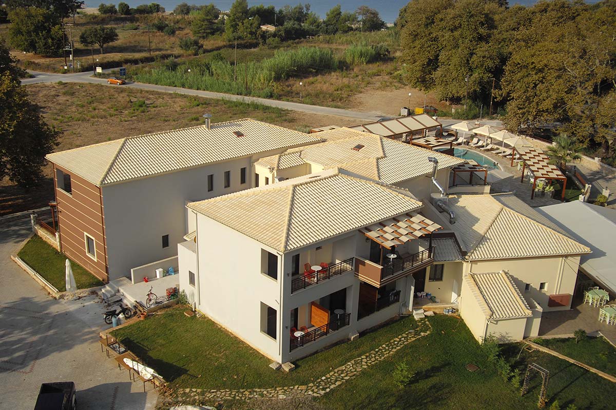 Riviera Perdika Hotel zgrada.jpg