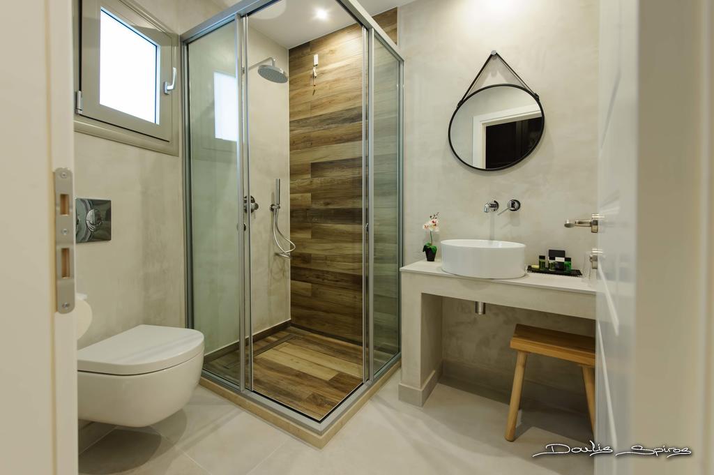 Hotel Alfa bathroom.jpg