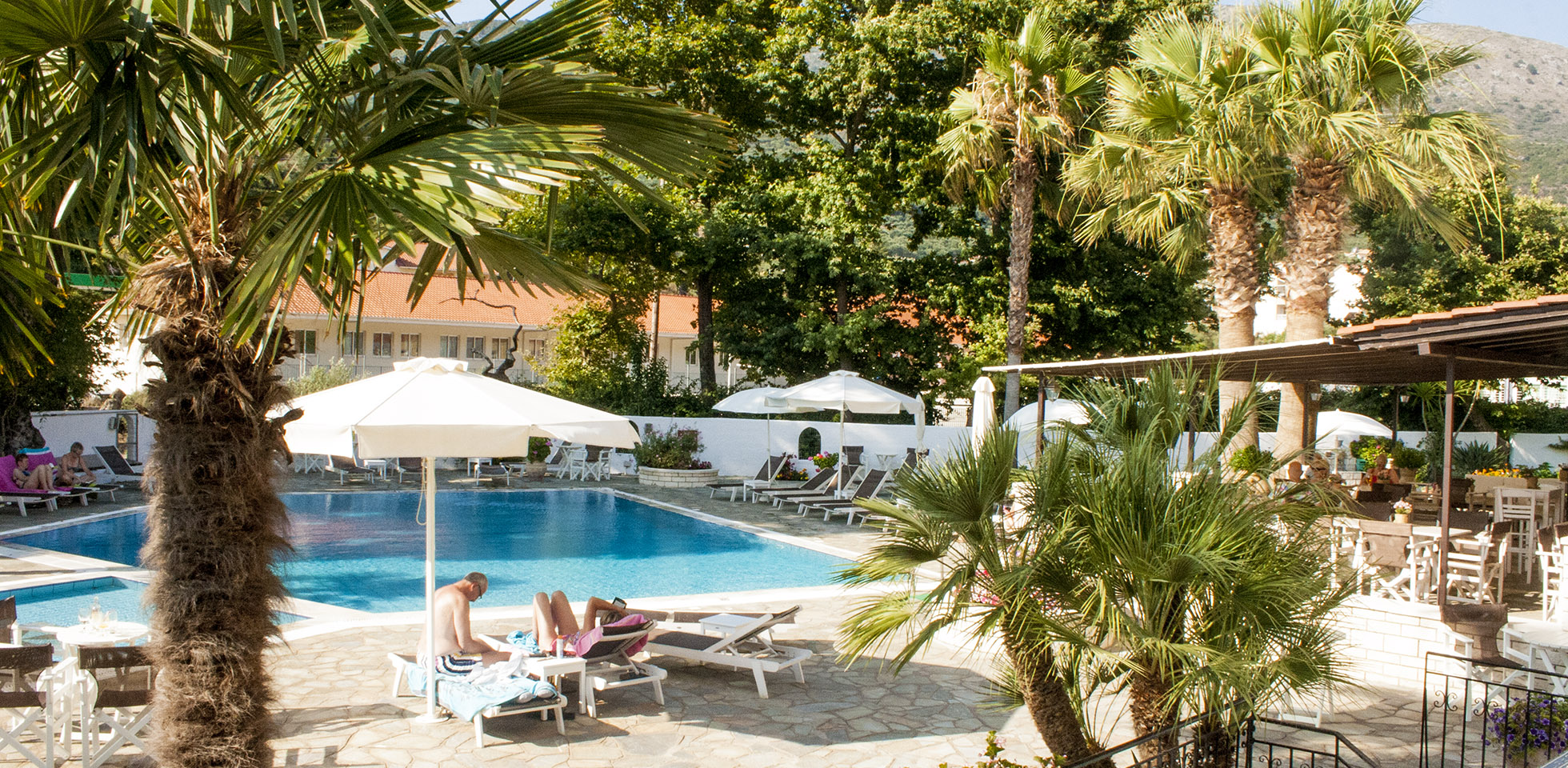 Hotel Alfa swimming pool 1.jpg
