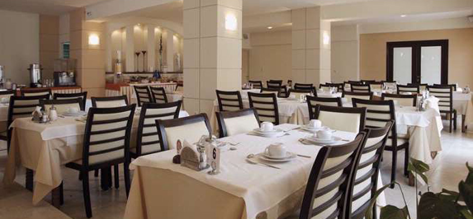Hotel Regina Mare restoran 1.jpg