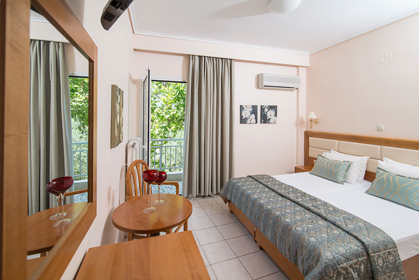 Hotel Regina Mare std soba.jpg