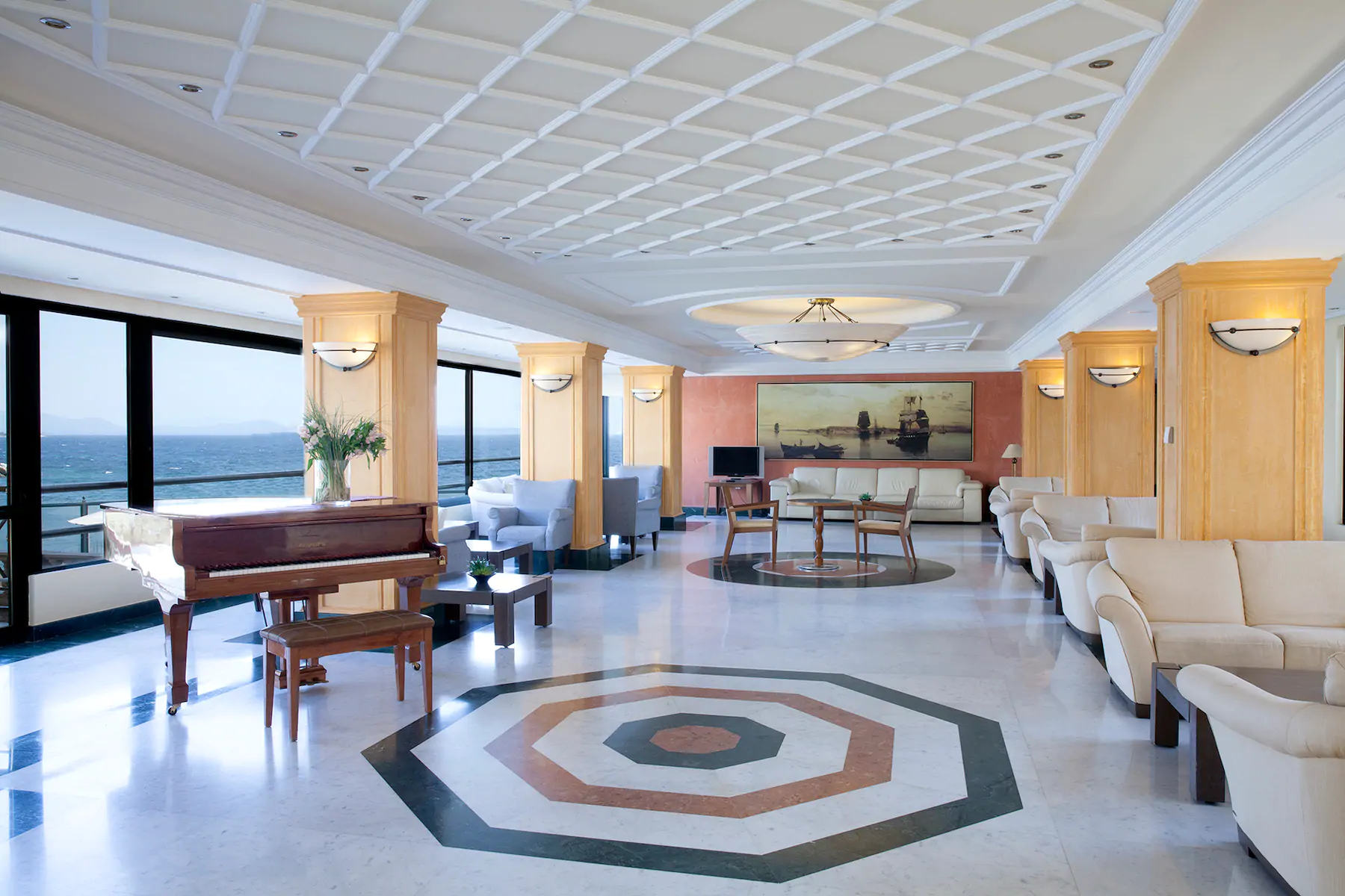 Hotel Ramada Attica Riviera lobi 1.jpg