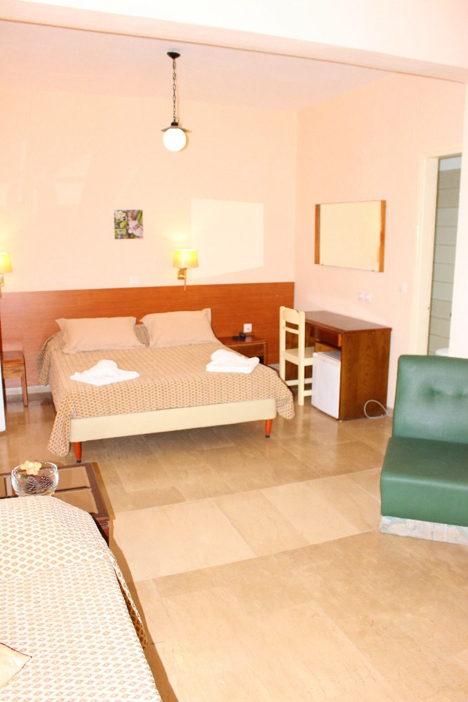 Hotel Primavera porodicna soba 1.jpg