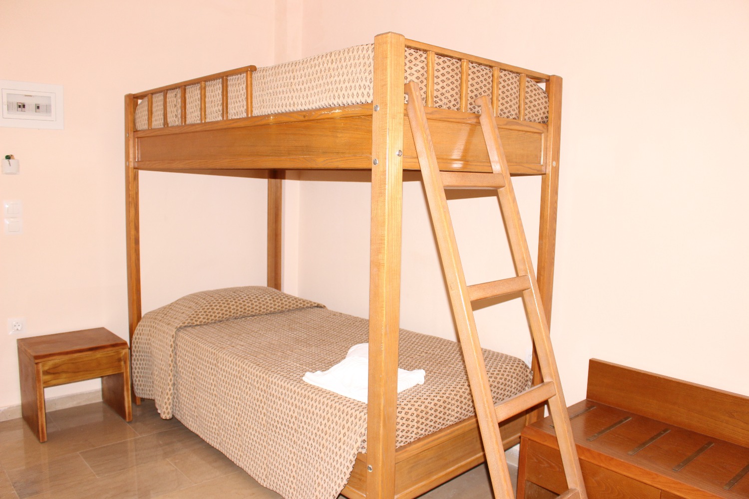 Hotel Primavera porodicna soba bunk beds.jpg
