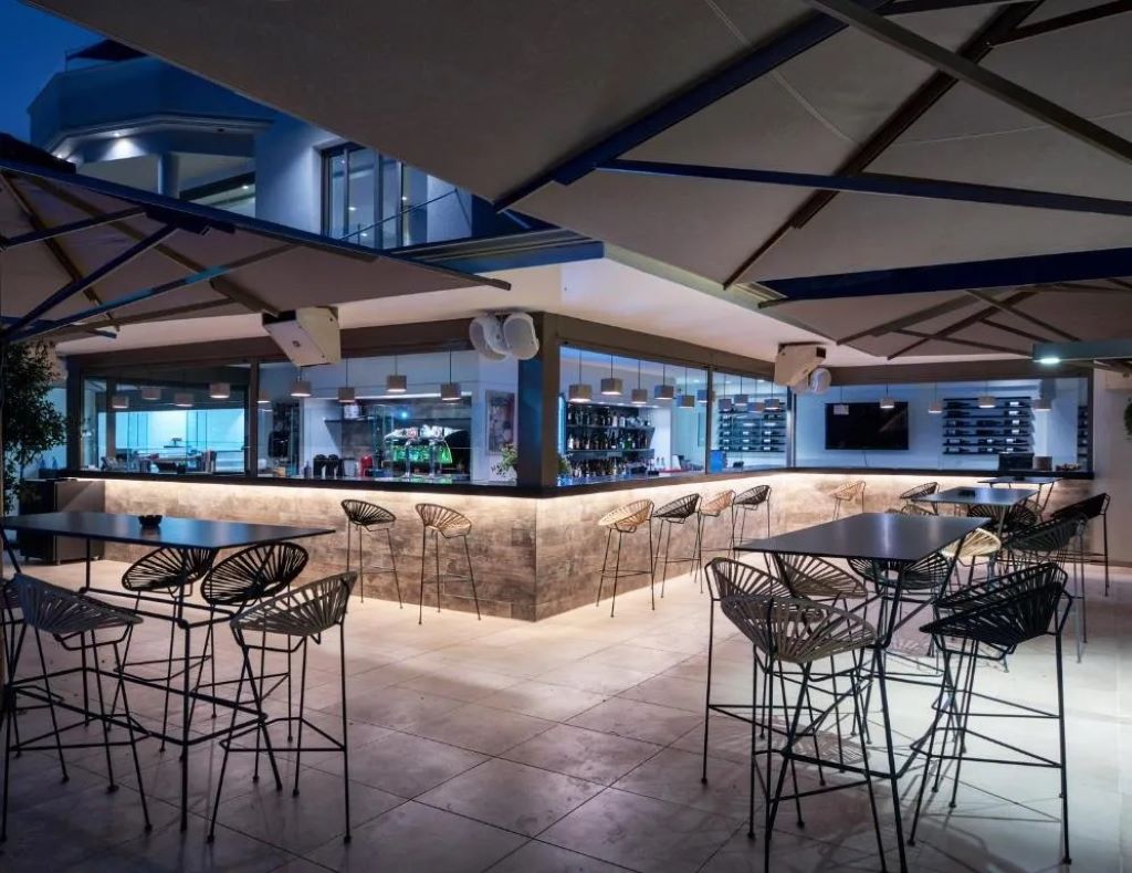 Prima Vista Boutique Hotel & Spa-Bar.jpg
