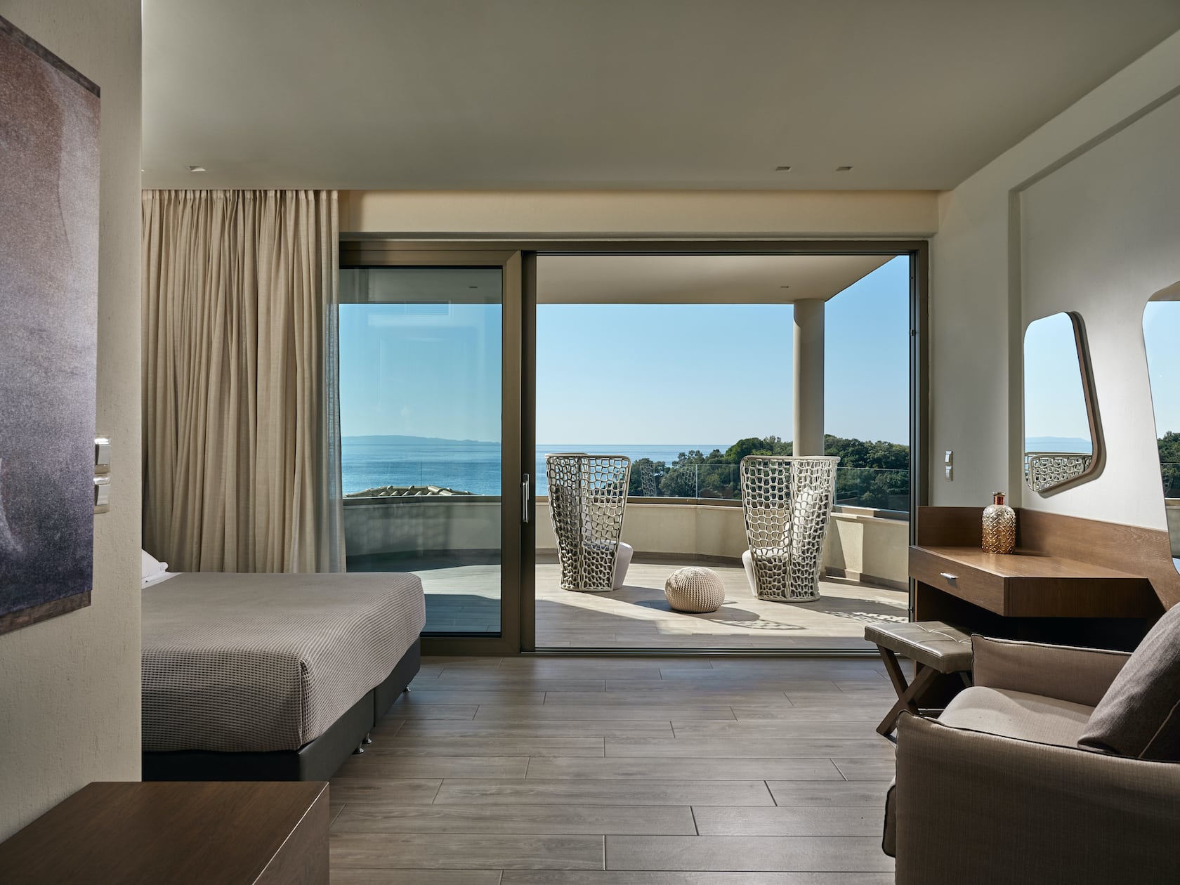 Prima Vista Boutique Hotel & Spa-Honeymoon suite pogled more.jpg