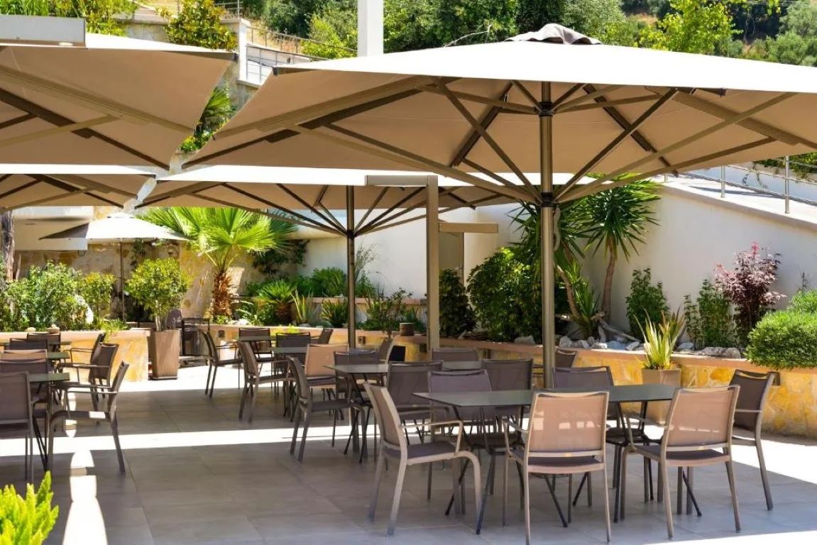 Prima Vista Boutique Hotel & Spa-Terasa restorana.jpg