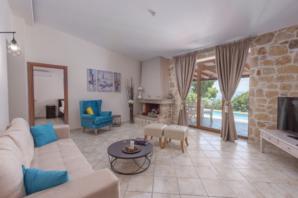 Alia palace villa living room.jpg