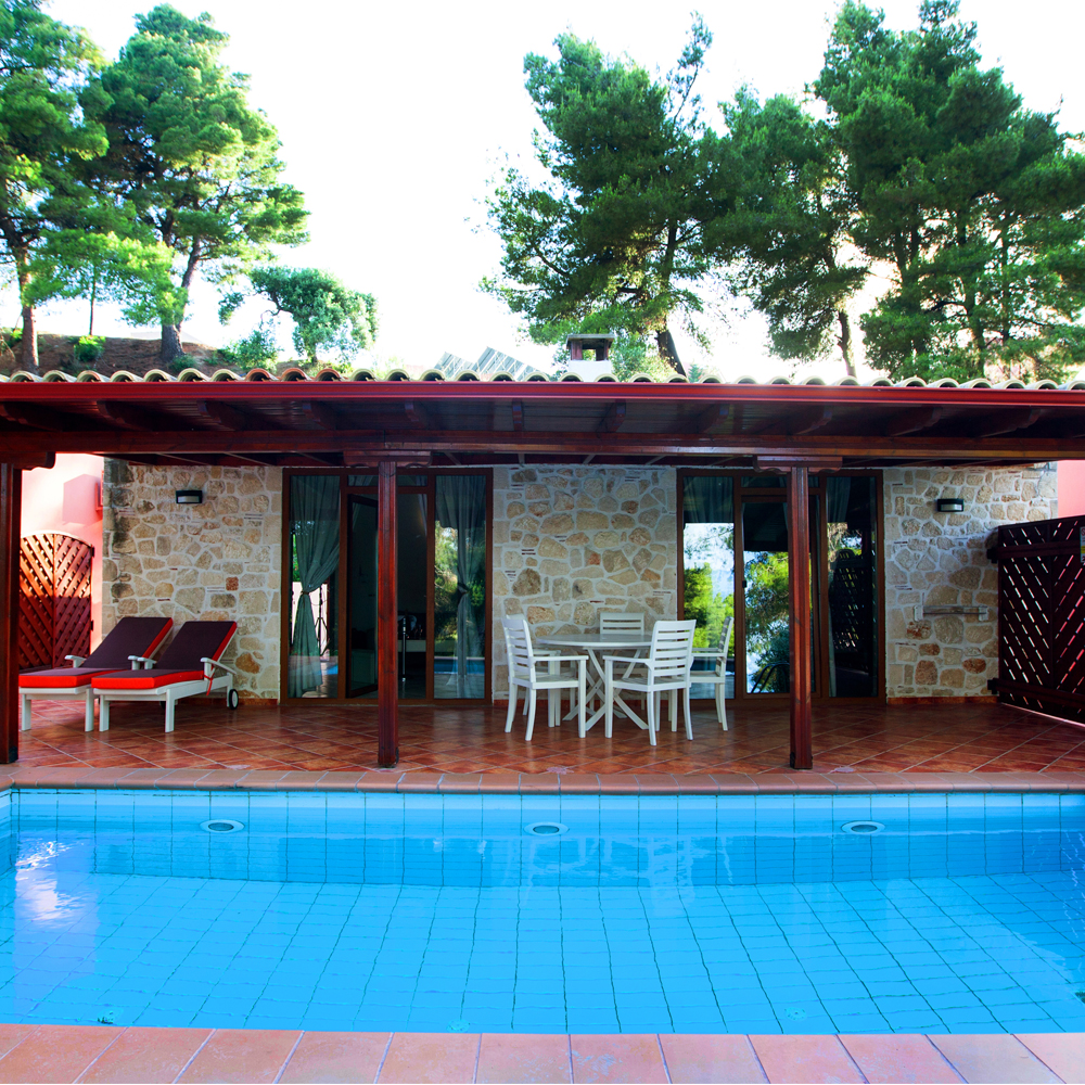 Alia palace villa pool.jpg