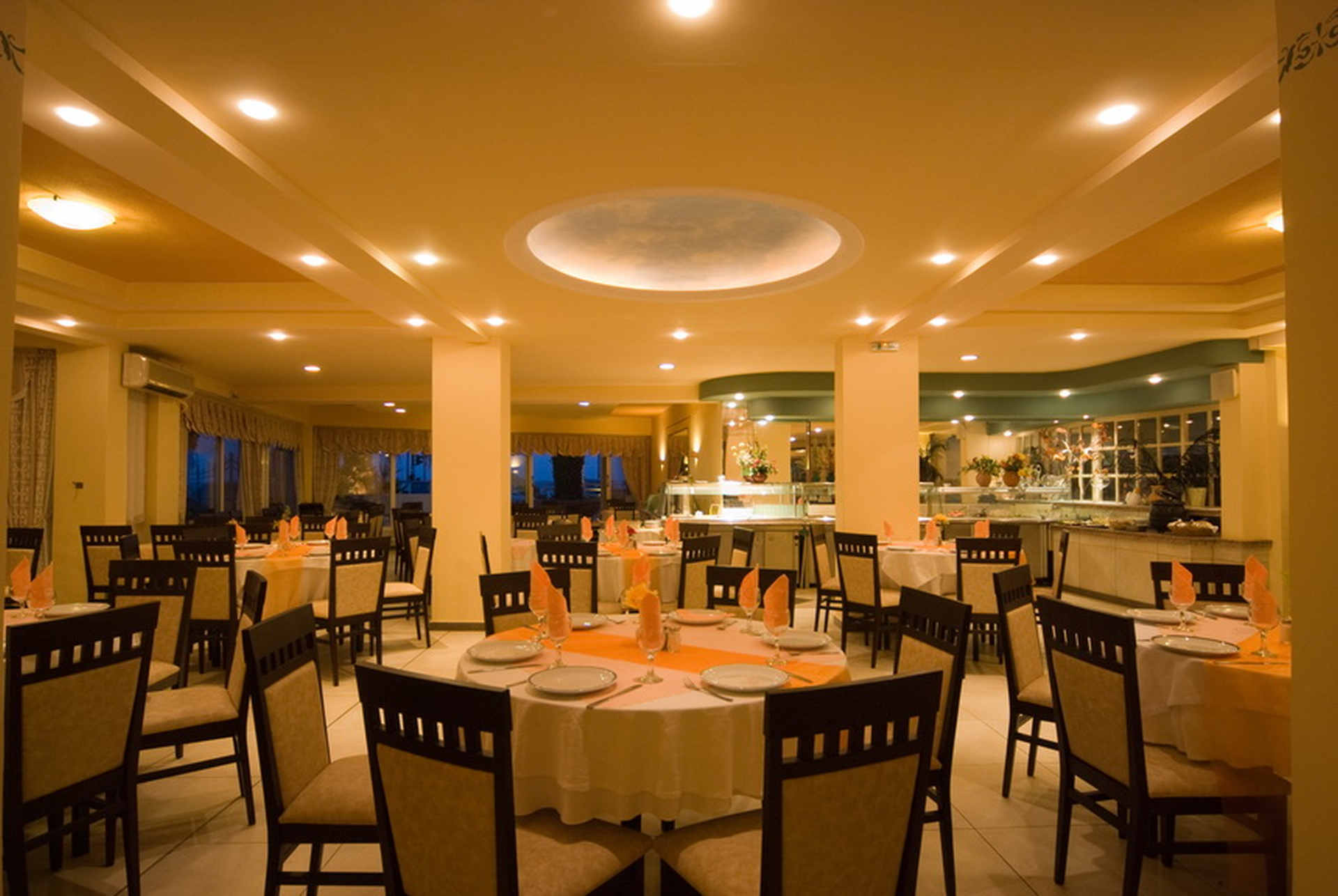 Hotel Potamaki Beach restoran.jpg