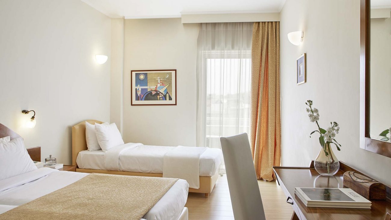 Hotel Preveza City triple soba.jpg