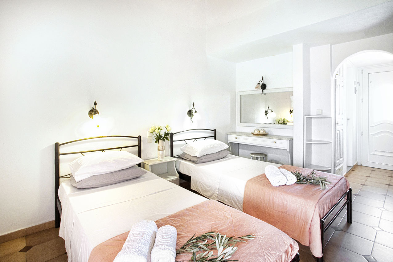 Poseidon Villas std studio pogled more.jpg