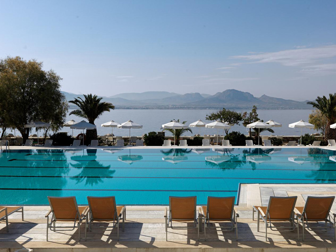 Poseidon Resort Loutraki bazen 1.jpg