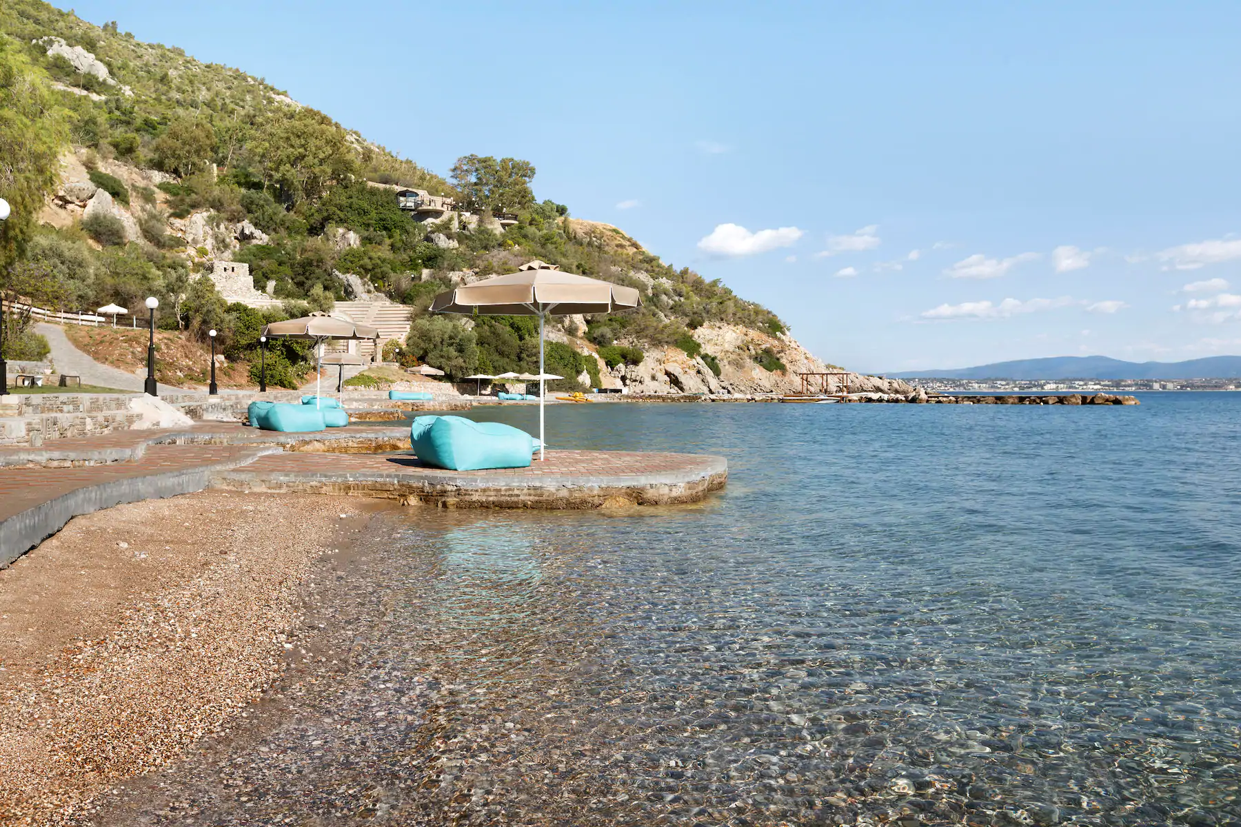 Poseidon Resort Loutraki plaza.jpg