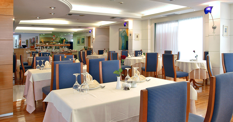 Hotel Poseidon Palace restoran.jpg