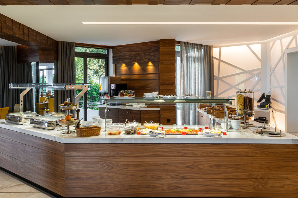 Poseidon hotel restoran 3.jpg