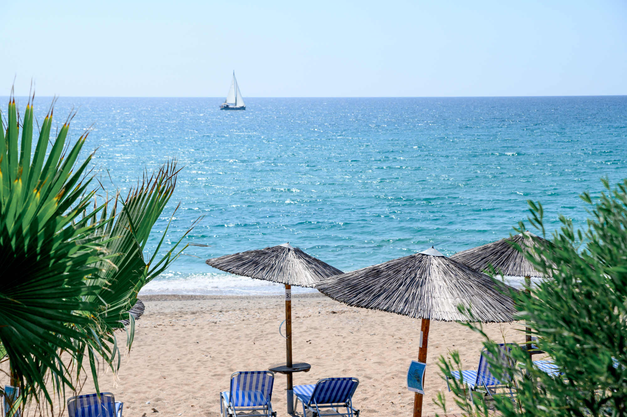 Poseidon Beach Hotel-Plaza.jpg