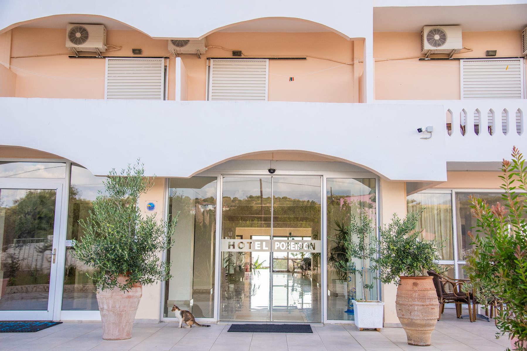 Poseidon Beach Hotel-Ulaz u hotel.jpg