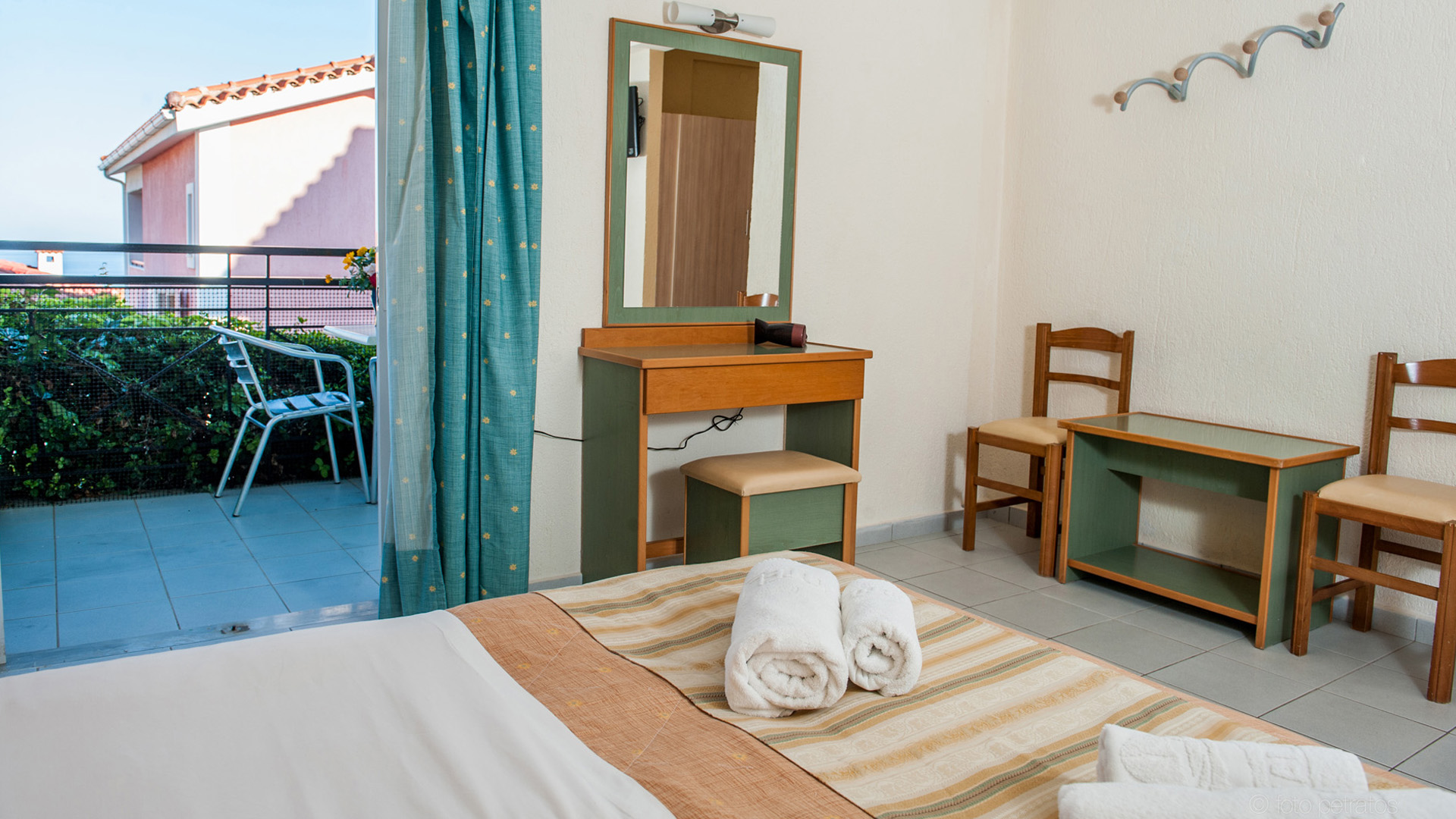 Porto Skala Hotel-Studio.jpg