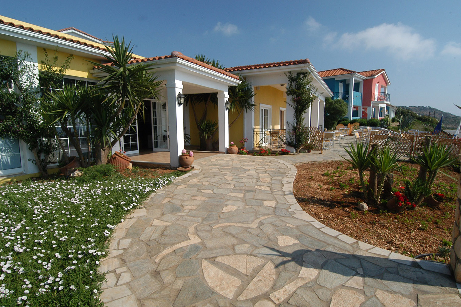 Porto Skala Hotel-Ulaz u hotel.jpg
