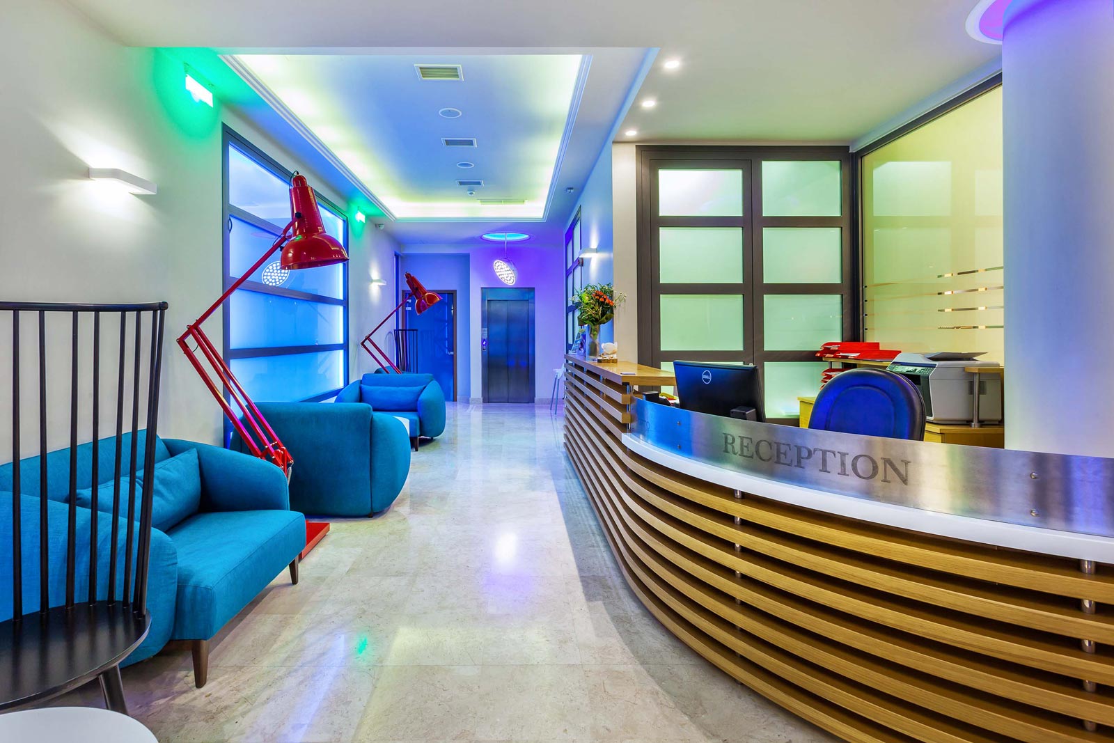 Hotel Porto Marine recepcija i lobi 1.jpg